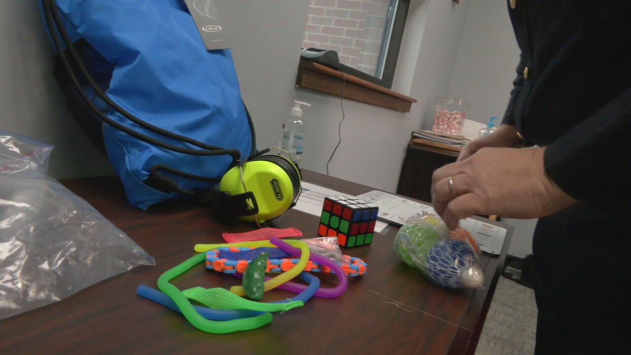 Police in Clarksville now equipped with kits containing sensory toys for children with autism